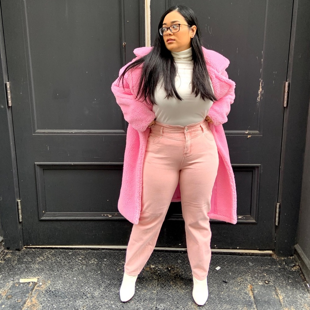 Pink High waited jeans 💕